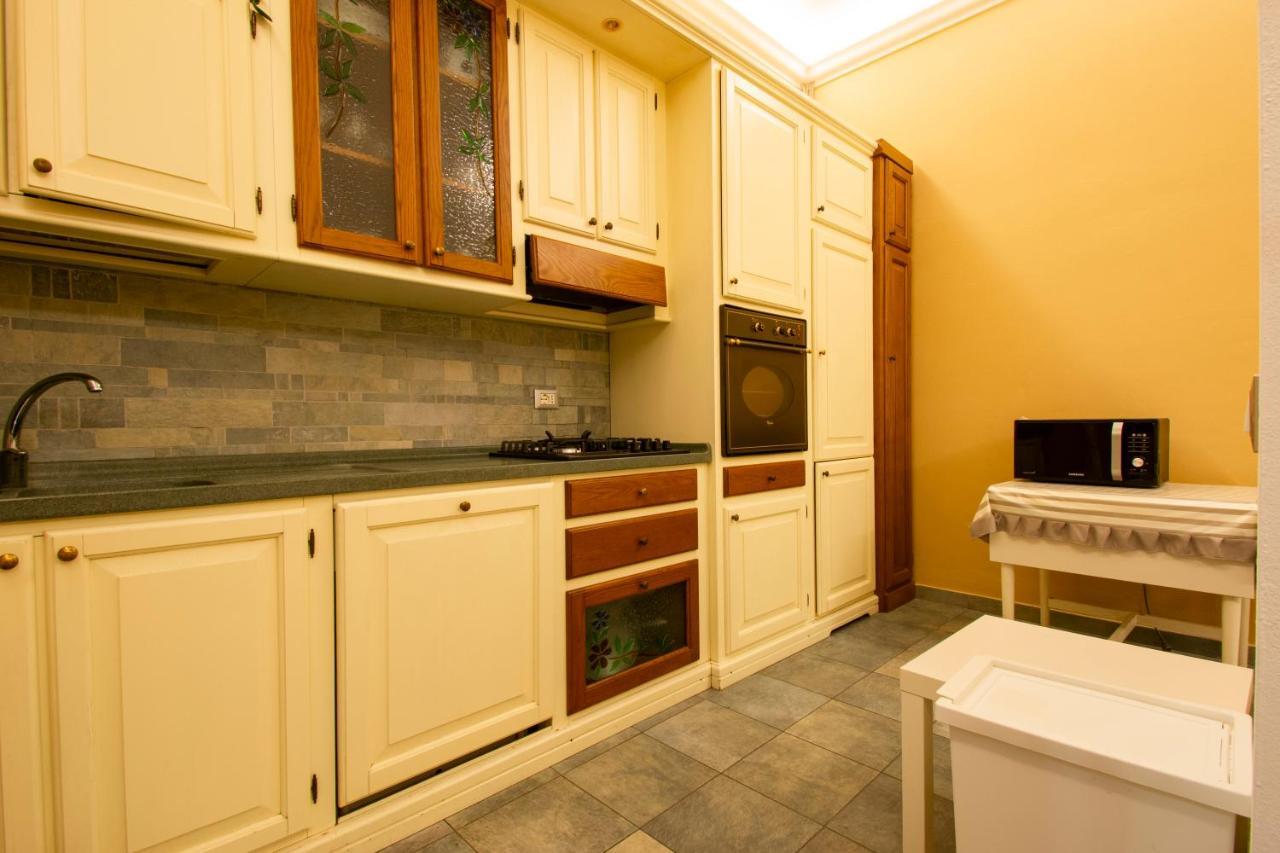 Altido Family Apart For 5 In Central Pisa On Riverside Buitenkant foto